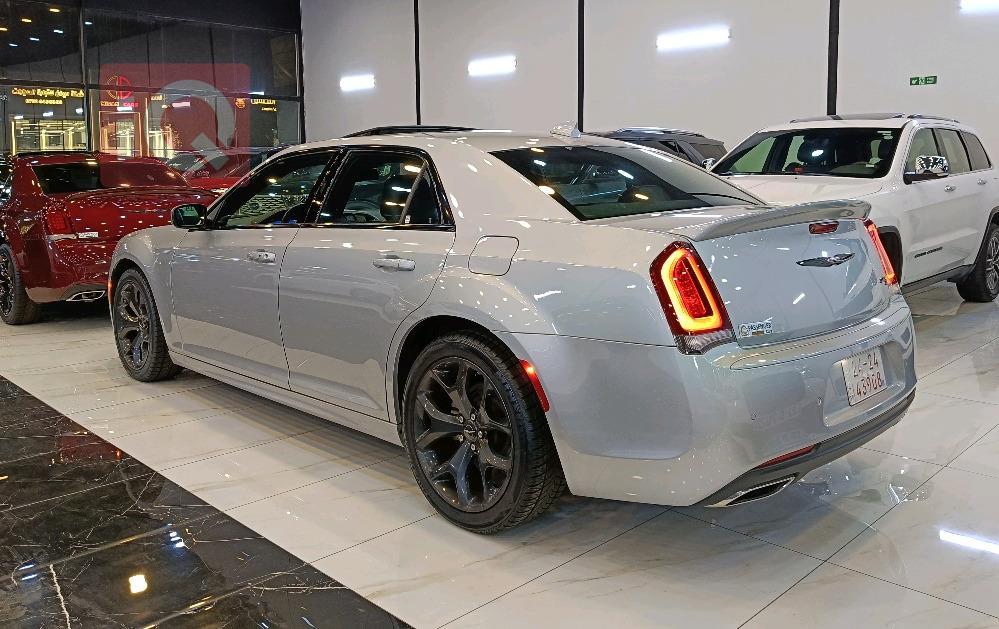 Chrysler 300